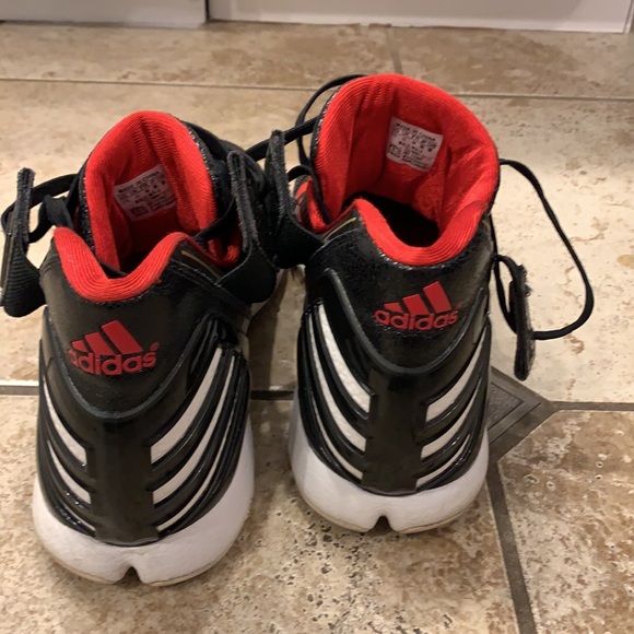 Derrick Rose Adidas Adizero 2 shoes - Picture 3 of 4